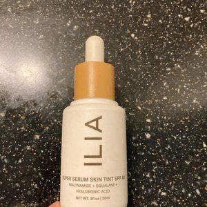 Ilia Super Serum Tint SPF 40 ST6